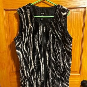 Ladies faux fur vest